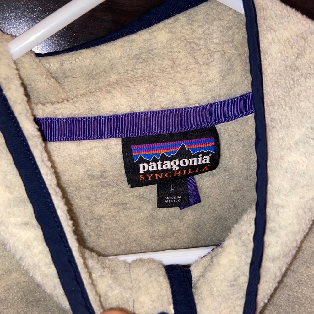 Patagonia jacket. - Picture 2 of 2